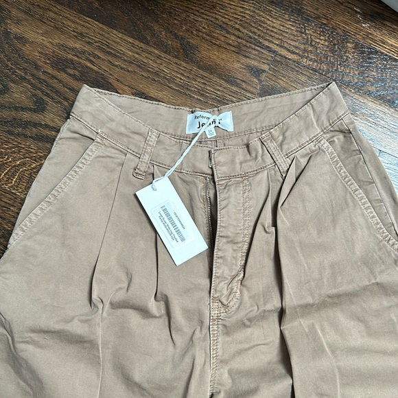 NWT Reformation Lowe Super Wide Leg Pleated Pants - Picture 4 of 5